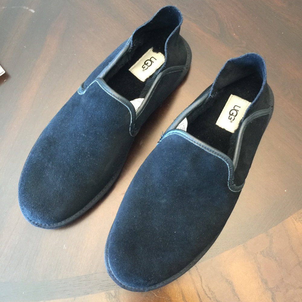 UGG Men Slipper Size 10